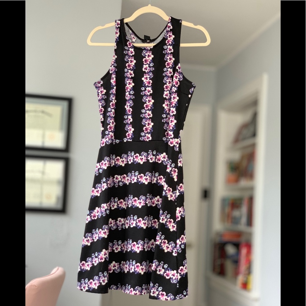 H&M Pansy Floral Print Fit and Flare Dress